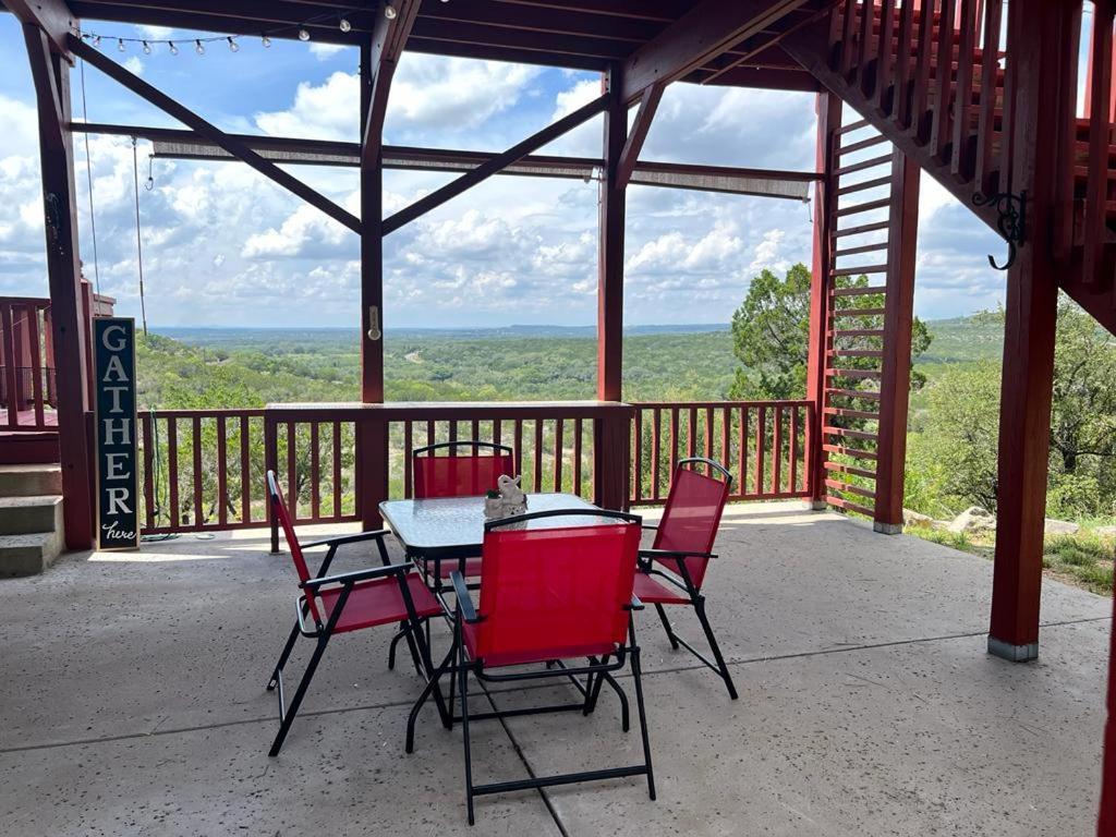 Entire 2Br 2Ba Hilltop View Home Sleeps 7 Pets 4 Acres Jacuzzi Central Ac Kingbeds Free Wifi-Parking Kitchen Washerdryer Starry Terrace Two Sunset Dining Patios Grill Stovetop Oven Fridge Onsitewoodedhiking Wildlife Coveredpatio4Pets & Birds Singing! 马布尔福尔斯 外观 照片